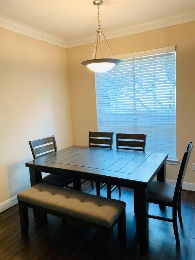 2 Bedroom Easy Access To Med Center, Nrg, Downtown Houston Buitenkant foto